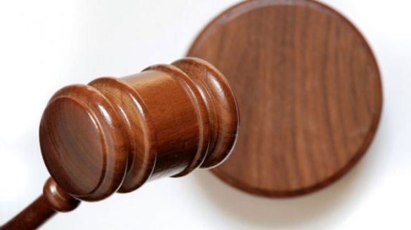 auction-judge-court-gavel